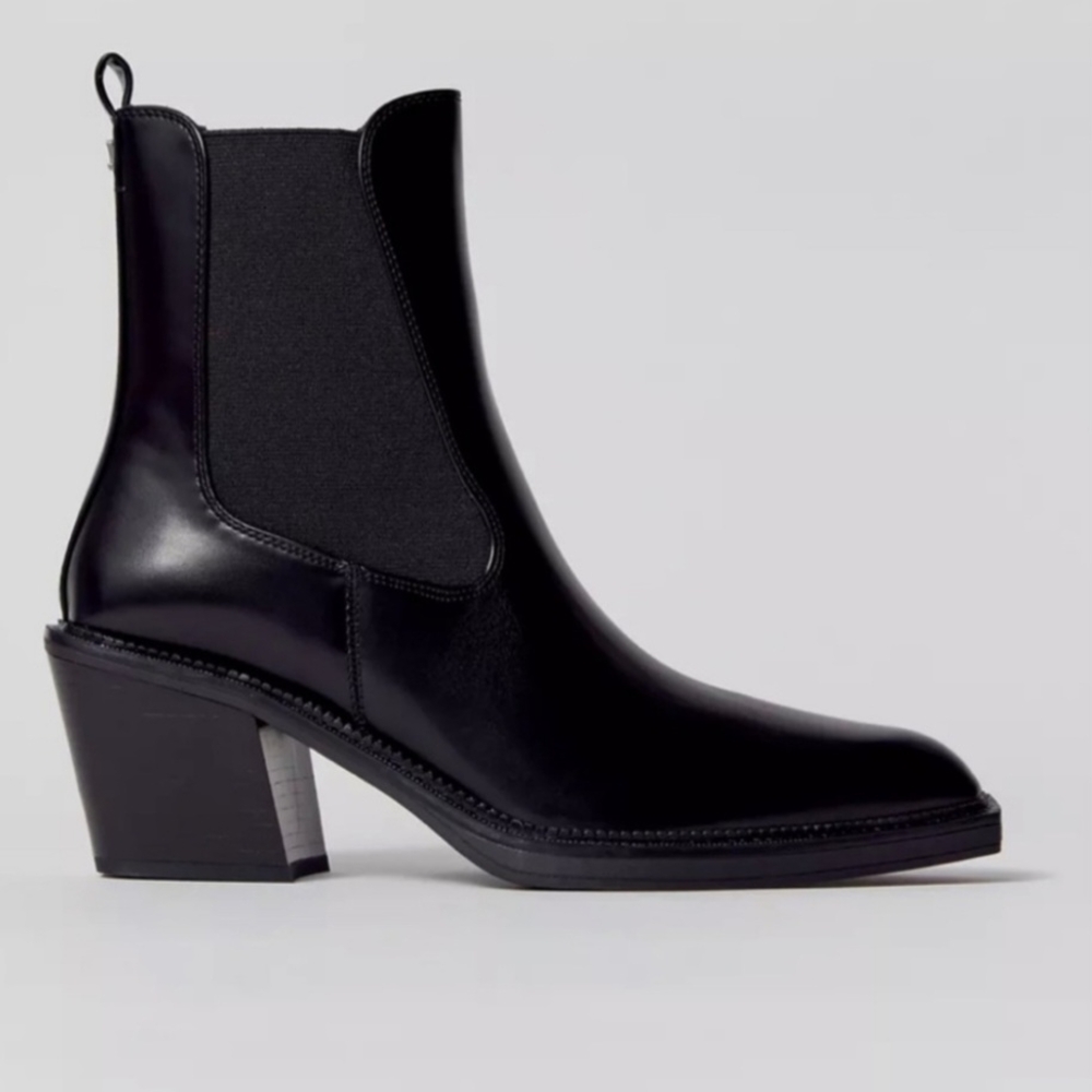 Circus by Sam Edelman Mindy Chelsea Heeled Bootie | Size 8 - New in Box